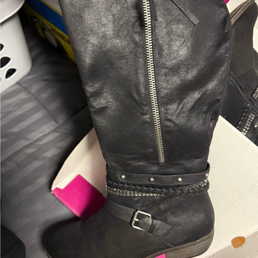 SO Black Heeled Boots with Studded Detail